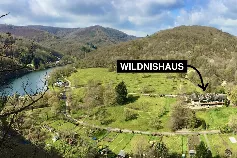 Ferienhaus-Wildnishaus-mit-Sauna-Kino-Kegelbahn-im-Nationalpark-Eifel__t15814.webp